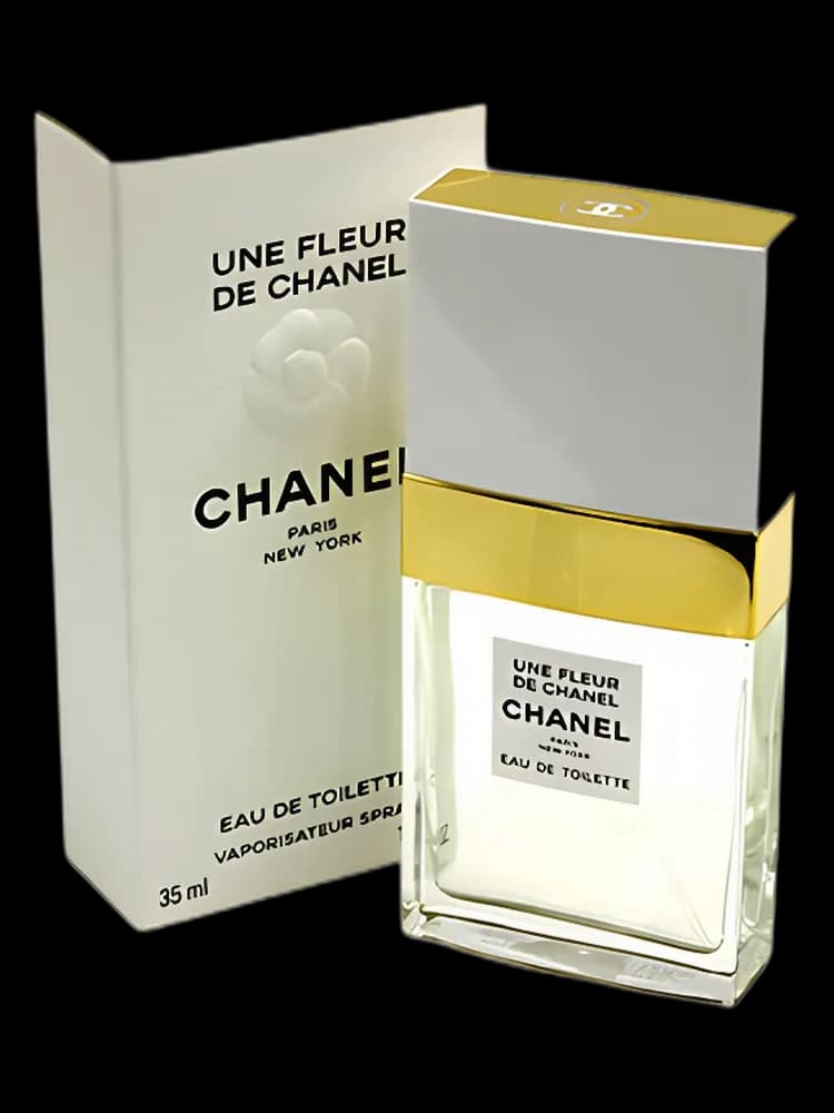 Une Fleur de Chanel for women